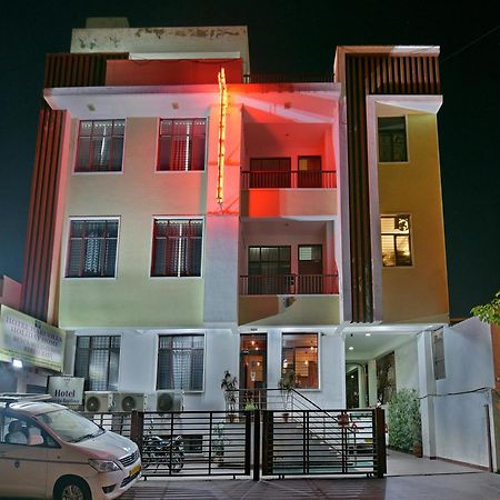 Oyo 4647 Hari Villa Holiday Home Jaipur Luaran gambar